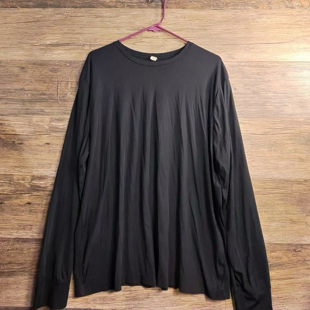 ZYIA Classic Black Long Sleeve‎ Top